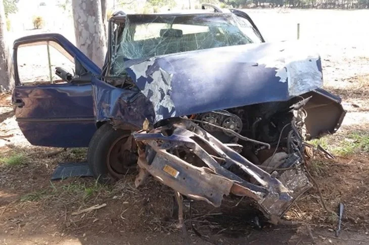 Acidente de trânsito deixa quatro pessoas feridas em estrada vicinal
