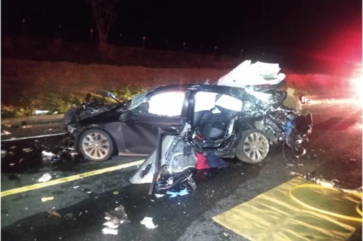 Acidente de trânsito mata uma pessoa na Rodovia Assis Chateaubriand, em Martinópolis na noite desta terça feira (13)