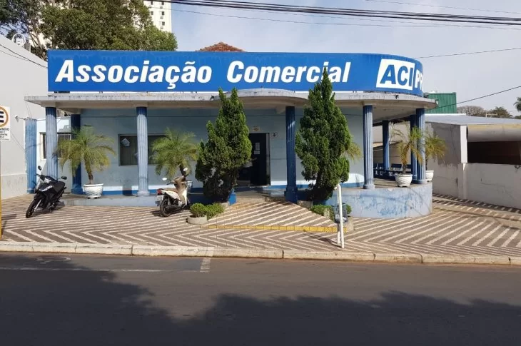 ACIPREV divulga lista de lojas participantes da campanha do Dia dos Namorados