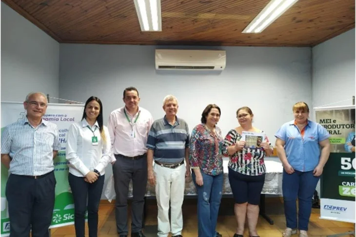 Aciprev entrega prêmios da promoção do Dia dos Pais