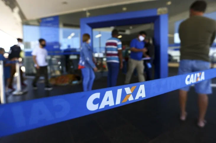 Agências da Caixa Econômica retomam horário antes da pandemia