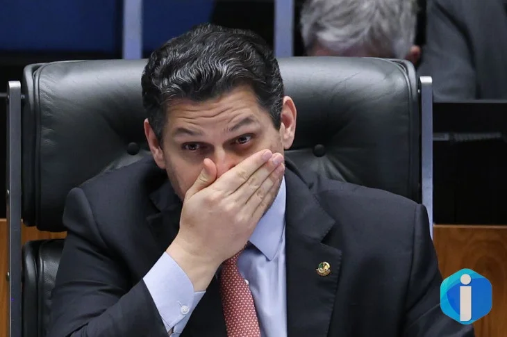 Alcolumbre mantém silêncio sobre 6x1 e oposição tenta preservar escala