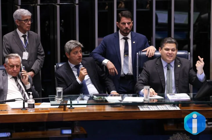 Alcolumbre retira PEC da Segurança Pública da pauta do Senado