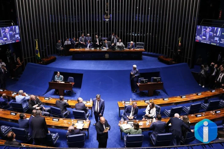 Alcolumbre trava tramitação da PEC do fim da 6x1 no Senado