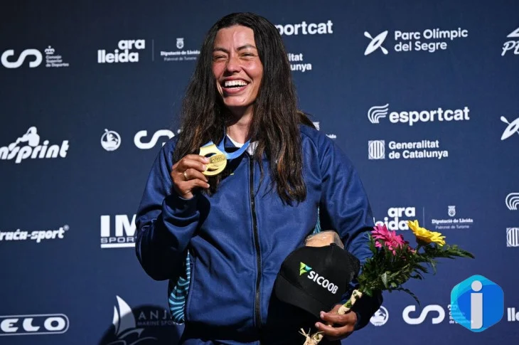Ana Sátila é ouro em etapa da Copa do Mundo de canoagem slalom