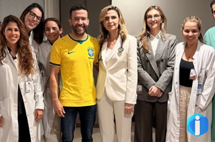André Janones recebe alta e deixa hospital em São Paulo