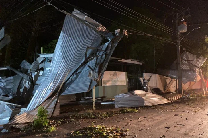 Aneel registra mais de 300 reclamações de falta de energia elétrica após tempestade de poeira que atingiu a região