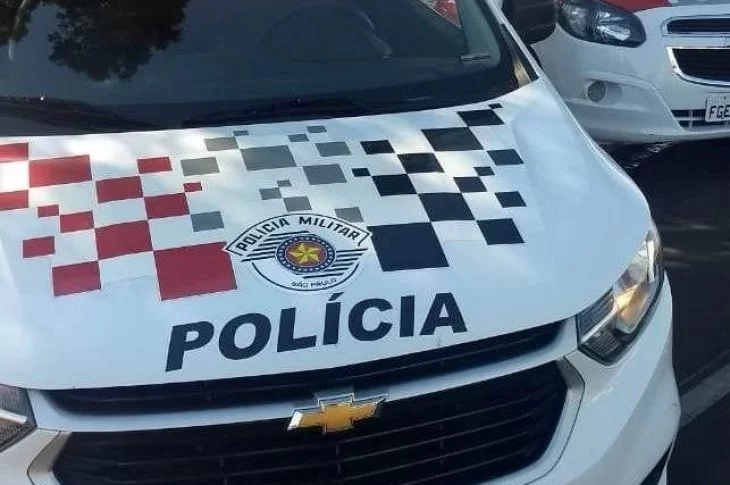 Após desferir soco no pescoço da companheira, homem é preso em Venceslau