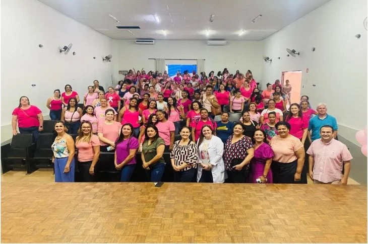Assistência Social de Presidente Venceslau realiza evento voltado ao Outubro Rosa com mulheres da Frente de Trabalho
