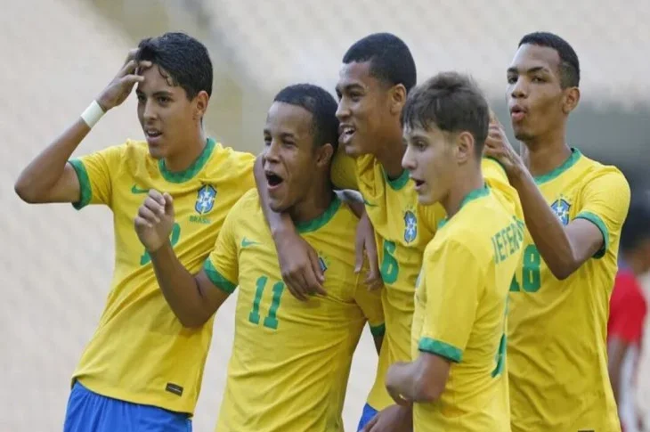 Atacante natural de Junqueirópolis (SP) participa de goleada da seleção brasileira sub-17 sobre o Paraguai em amistoso