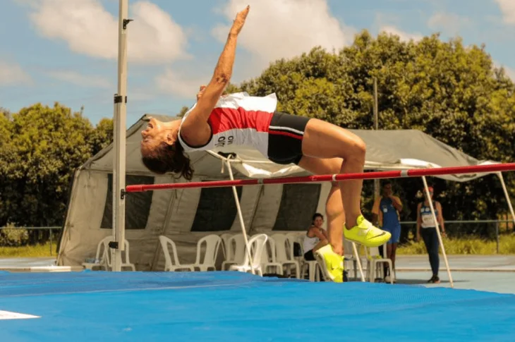 Atleta prudentina “Agda Santos”, encara provas de 100m, 200m e salto em altura neste final de semana, em competição no Rio de Janeiro!