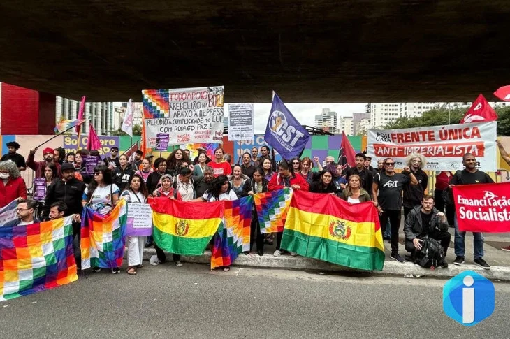 Ato em São Paulo presta solidariedade a protestos na Bolívia