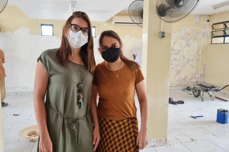 Auditório do Conservatório Musical é preparado para formatura