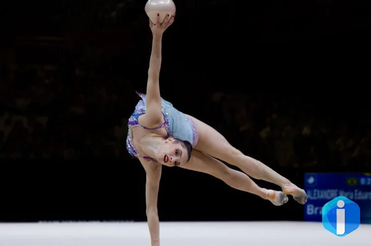 Babi e Maria Eduarda brilham em 1º dia do Mundial de Ginástica Rítmica