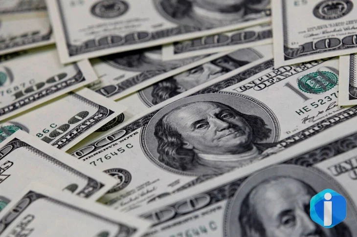 Bolsa cai 2,22%, e dólar volta a subir acima de R$ 5,06