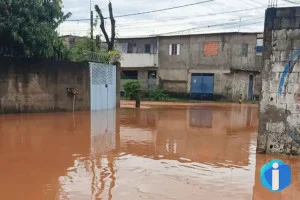 Bombeiros encontram corpo de mulher levada por correnteza