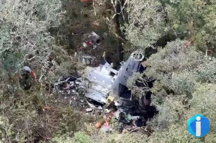 Bombeiros encontram helicóptero com corpo do cantor Rick