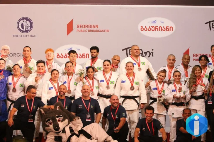 Brasil conquista bronze nos mundiais paralímpicos de judô e triatlo