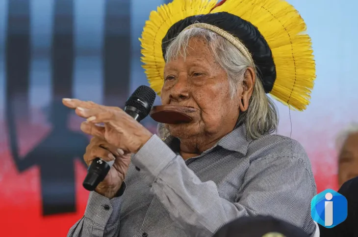 Cacique Raoni volta a ser internado em estado grave no Mato Grosso