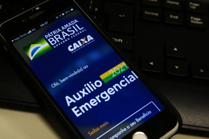 Caixa paga auxílio emergencial a nascidos em novembro