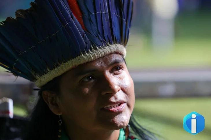 Câmara aprova uso de indumentárias tradicionais em fotos de documentos