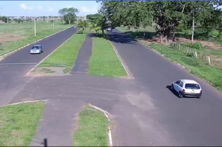 Câmeras são instaladas em Epitácio para flagrar descarte irregular de entulhos