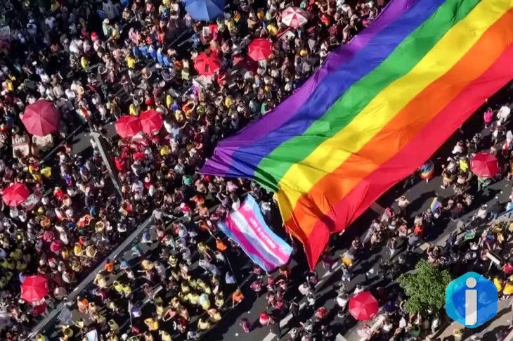 Caminhos da Reportagem aborda Pink money e o valor da diversidade