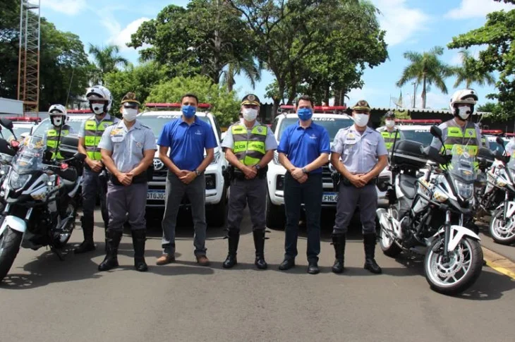 Cart entrega viaturas para Policiamento Rodoviário da região de Presidente Venceslau