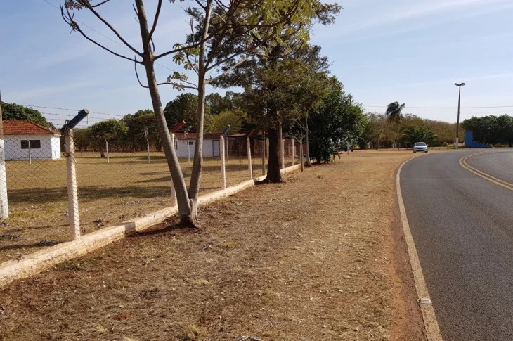 Ciclovia deve ser construída na via paralela ao Recinto da Faive