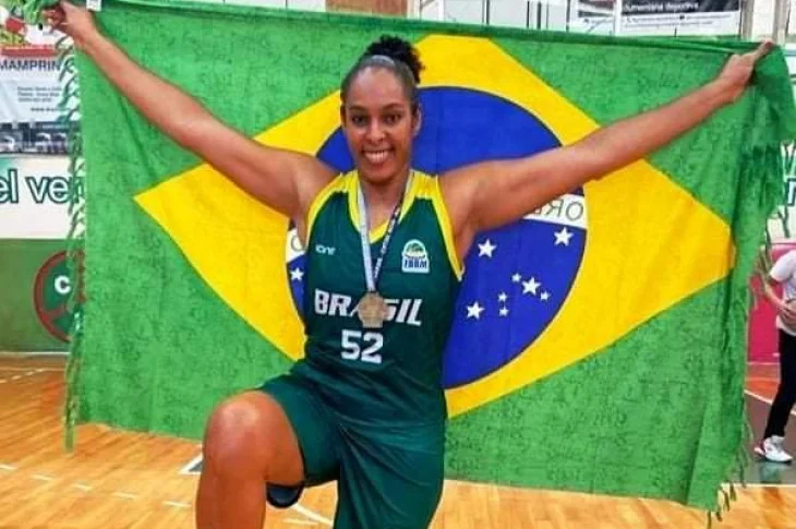 Com Fabi Guedes, seleção brasileira feminina master 40+ vence 11º Pan Americano