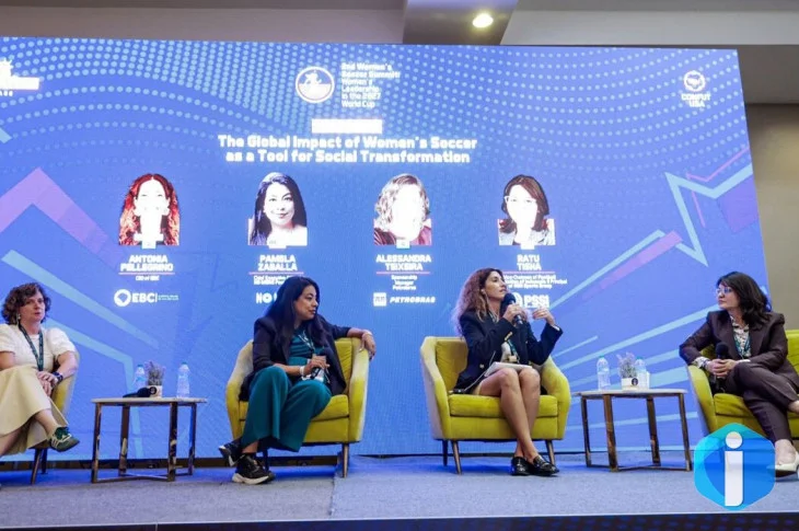Congresso de futebol nos Estados Unidos debate Copa Feminina de 2027