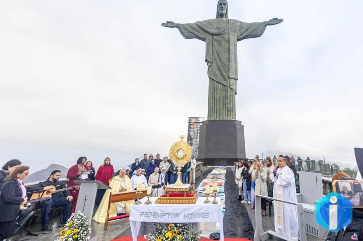 Cristo Redentor inova com tapete de patchwork no Corpus Christi