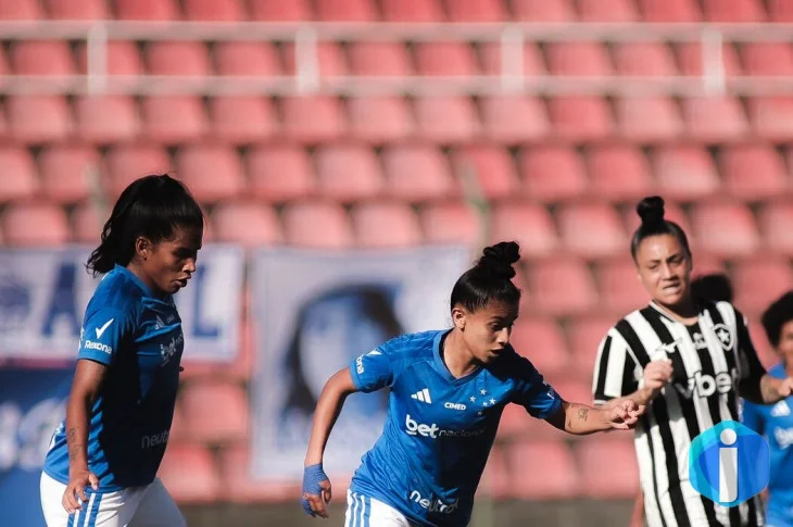 Cruzeiro vence Botafogo no Brasileirão Feminino