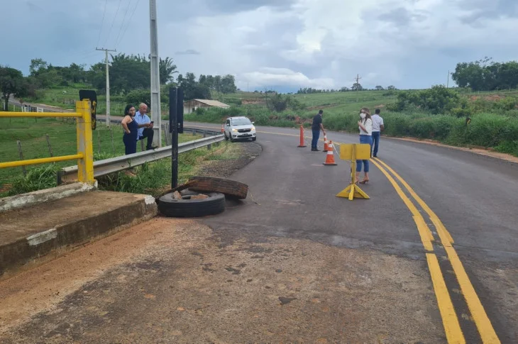 DER orienta Prefeitura de Presidente Venceslau a interditar ponte da Estrada Aymoré