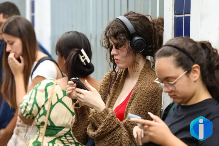 Desigualdades marcam formalização do trabalho entre jovens brasileiros