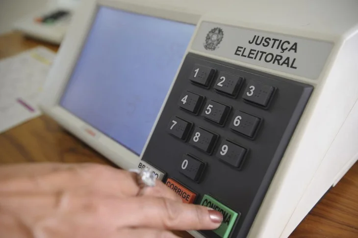 Disputa eleitoral tem início com realização de convenções partidárias