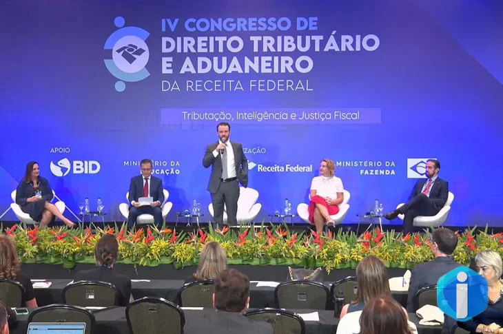 Durigan defende Receita como plataforma de inteligência do Estado