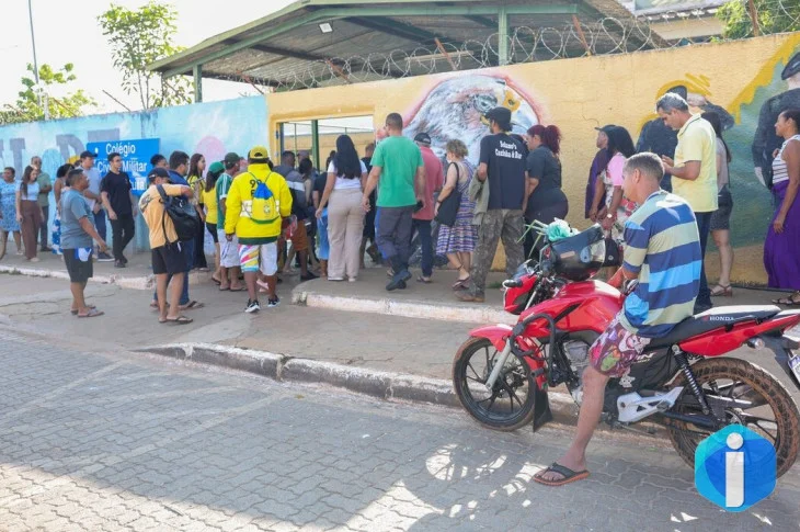 Eleitores do DF acordam cedo para garantir voto no segundo turno