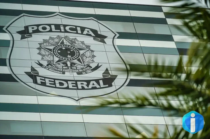 Em manifestação escrita, Flávio Bolsonaro nega ter caluniado Lula