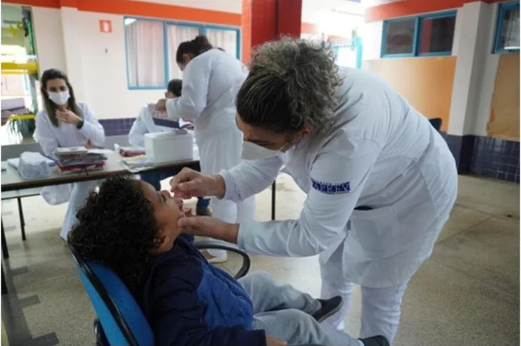 Vigilância Epidemiológica inicia vacinação contra a “paralisia infantil” em escolas municipais de Presidente Venceslau