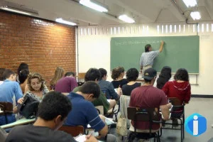 Fies do 2º semestre: prazo de adesão de instituições termina hoje