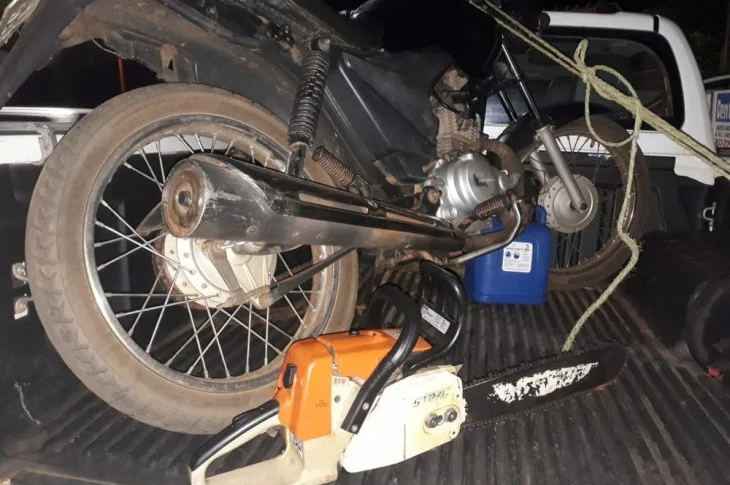 Fiscalização apreende motosserra sem documentação em abordagem na estrada de acesso ao Parque Estadual do Rio do Peixe