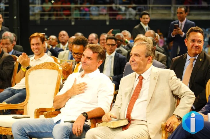 Flávio passa domingo reunido com prefeitos e vereadores de São Paulo