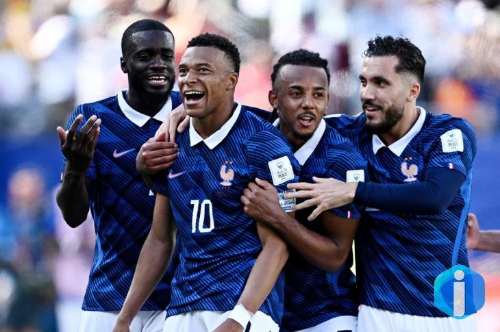 França vence Senegal por 3 a 1 na estreia do Grupo I da Copa do Mundo
