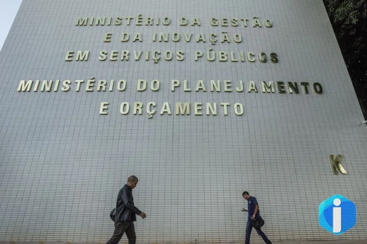 Governo pretende realocar R$ 20 bilhões no Orçamento de 2027