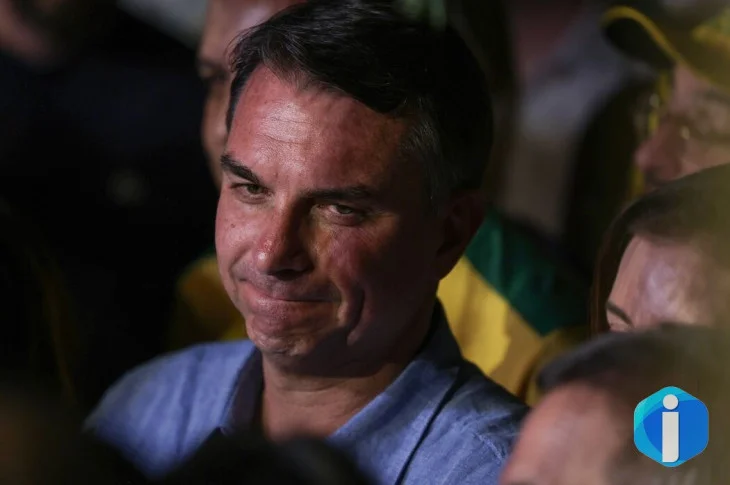 Imprensa internacional repercute fuga de Flávio Bolsonaro do Brasil