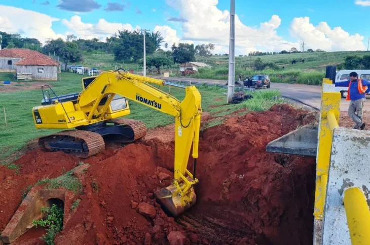 Iniciada reforma das cabeceiras na Ponte da Aymoré; local está interditado