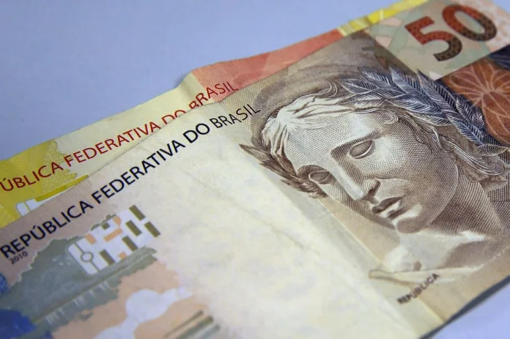 Iniciado pagamento do Auxílio Brasil; datas seguem modelo do Bolsa Família