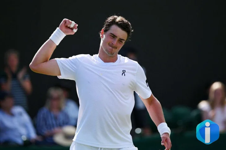 João Fonseca crava segunda vitória no Torneio de Wimbledon, em Londres