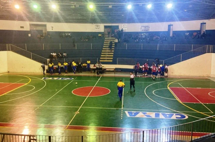 Jogando em casa, Presidente Venceslau vence confronto na Copa Unipontal de Futsal